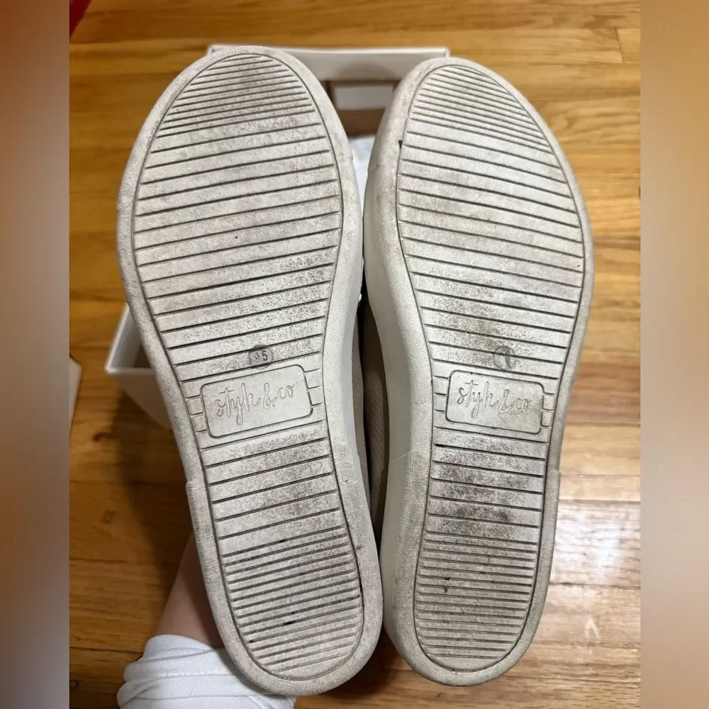 Style & Co | Moira Zip sneaker